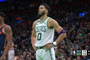  尼克斯逆袭擒绿军，布伦森末节18分导演翻盘  