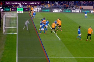  罗马客场遭遇门线悬案VAR判定引发争议  