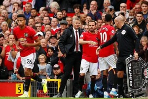  曼联租借妖星爆发，独造三球击退布伦特福德  