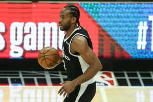  杜兰特复出砍下35分助太阳击败掘金  